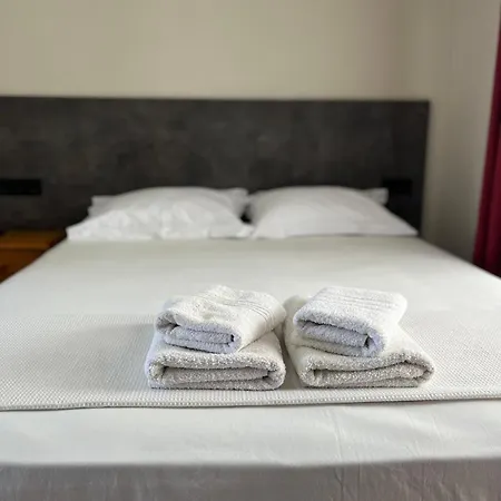 Elpida View Guest house