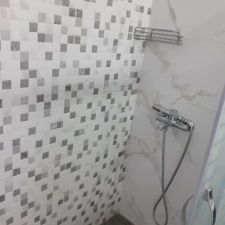 Elpida View Guest house *