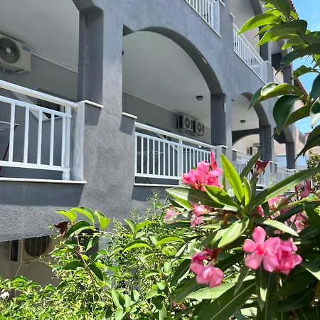 Elpida View Guest house *