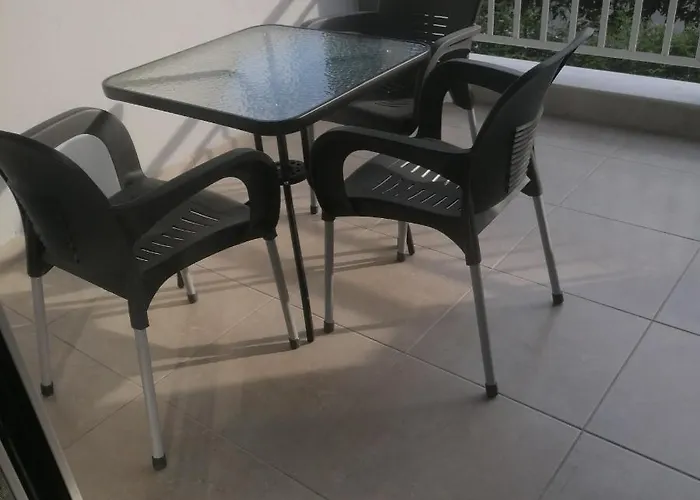 Elpida View בית הארחה 4*