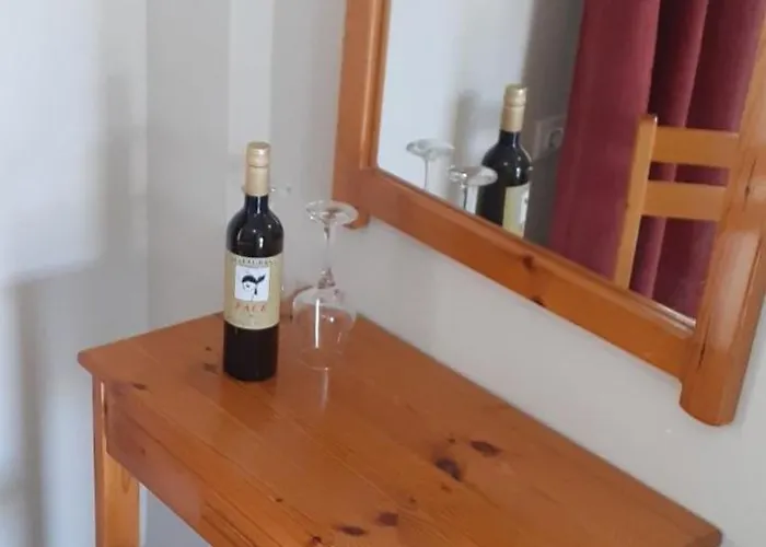 בית הארחה Elpida View 4*